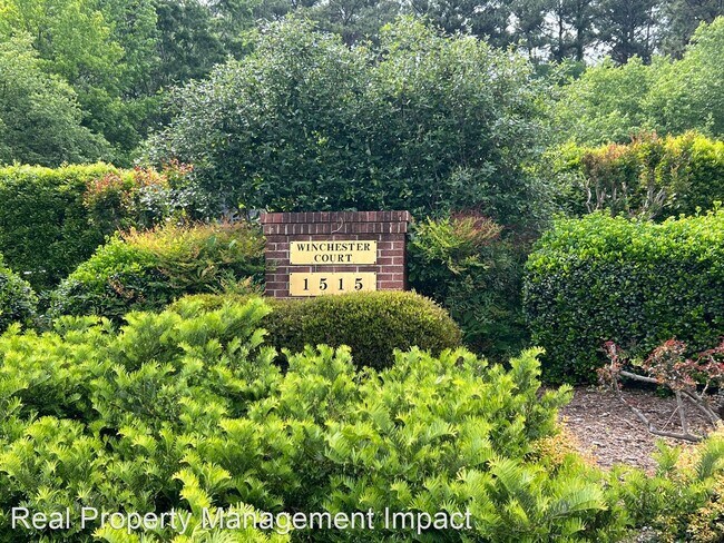 Building Photo - 2 br, 2 bath House - 1515 E. Franklin Stre...