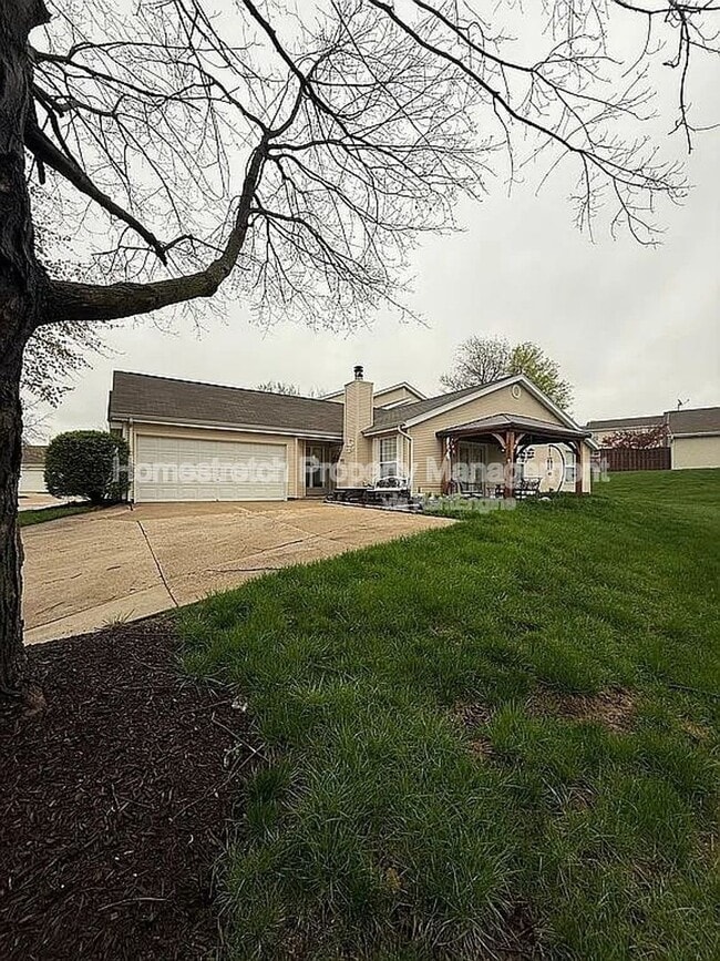 Building Photo - 1324 Forest Creek Dr.