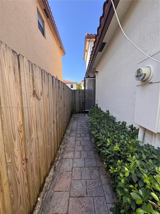 Foto del edificio - 15400 SW 173rd St