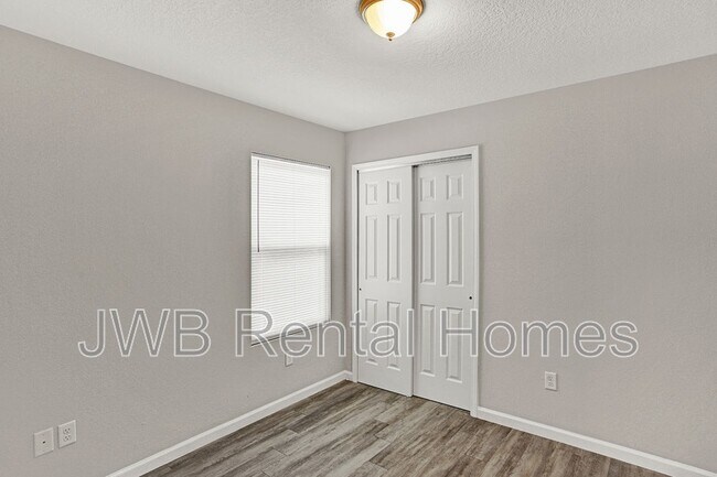 Building Photo - 1419 McConihe St