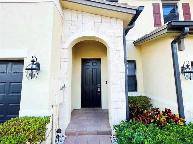 Foto del edificio - 10332 W 33rd Ct