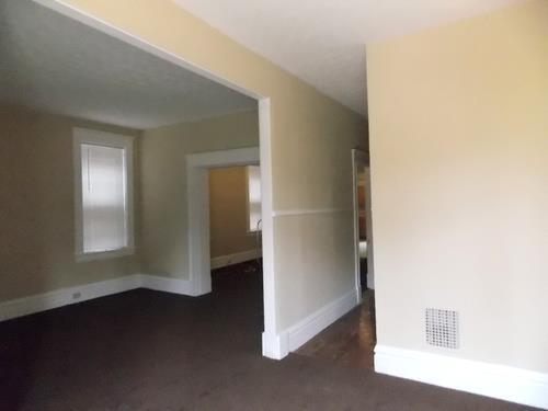 Building Photo - 213 E Garfield St