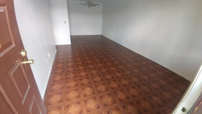 Foto del edificio - 3125 N Pecos Rd