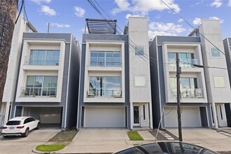 Building Photo - 3306 Cline St