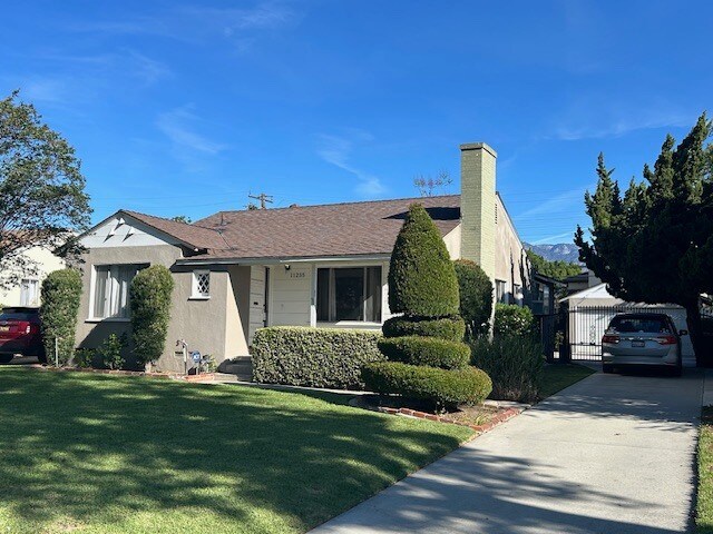 Foto del edificio - 11235 Lynrose St