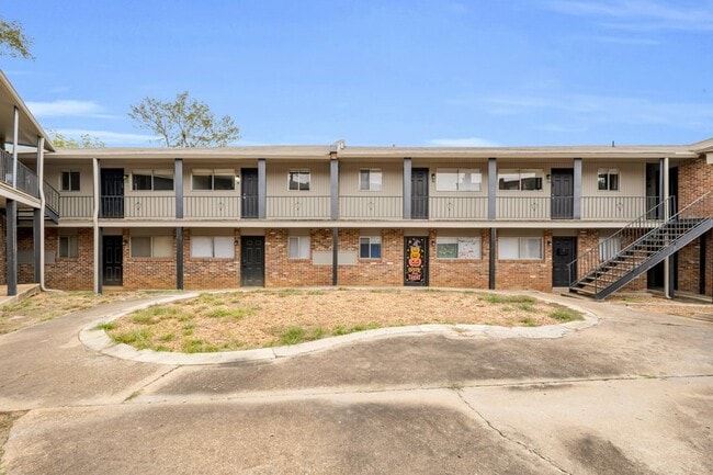 Building Photo - The Point