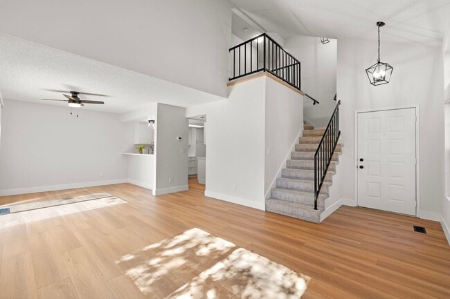 Building Photo - Newly updated 3 bedroom 2 1/2 bath in Sparks