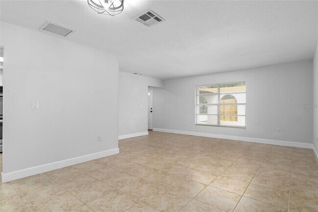 Building Photo - 1393 Arbuckle Rd