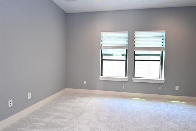 Foto del edificio - 1728 Live Oak St