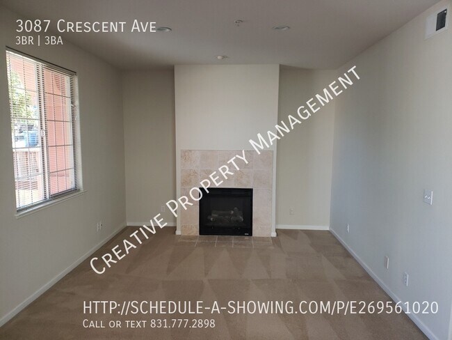 Building Photo - Spacious, Comfortable Home in Marina