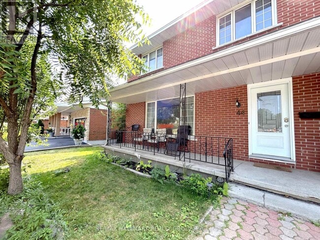 Building Photo - 44 Meadowlands Dr W