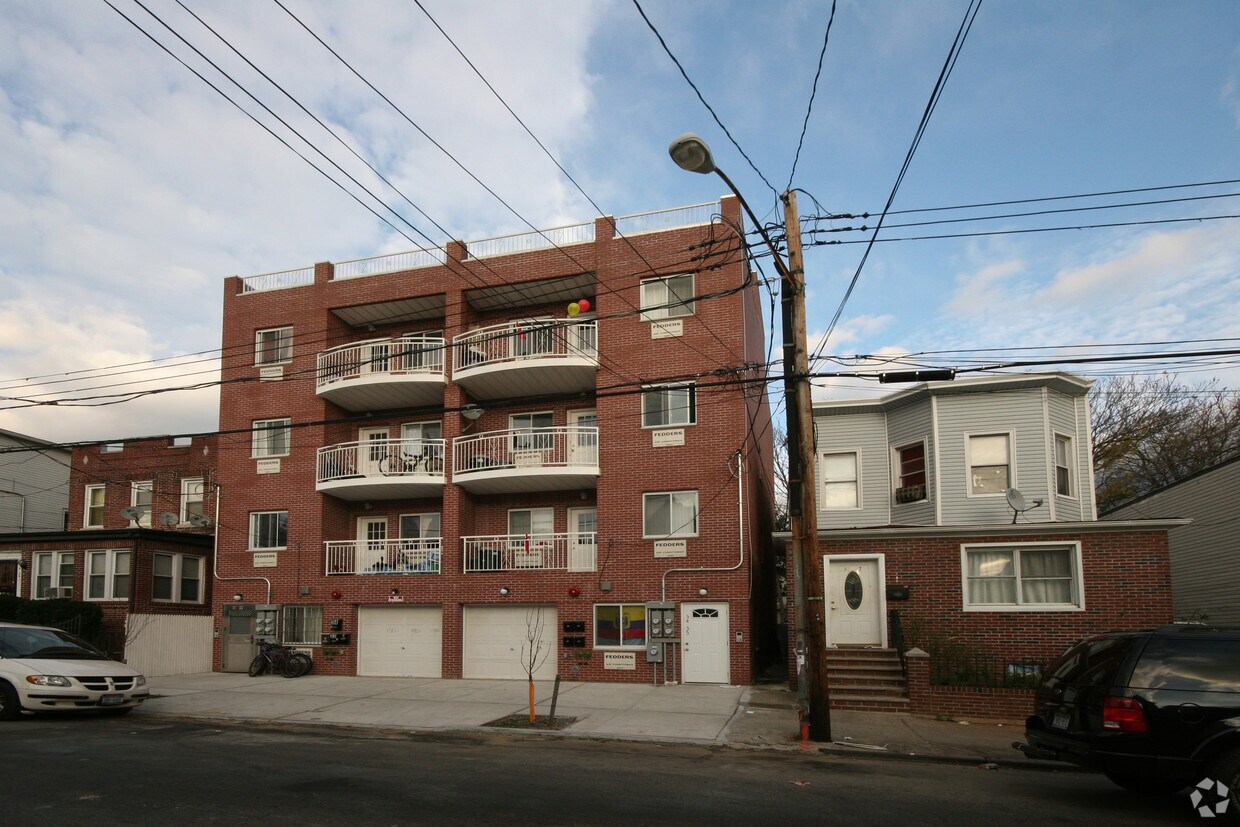 Building Photo - 34-53 106th St