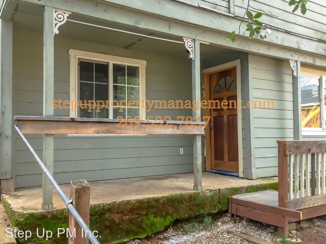 Building Photo - 1 br, 1 bath House - 424 Golden St