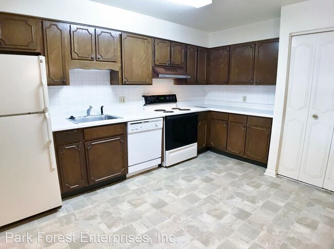 Building Photo - 2 br, 1 bath House - 466 Amblewood Way