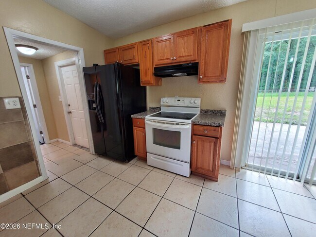 Foto del edificio - 2815 Brackridge Blvd E