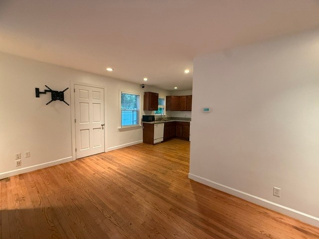 Building Photo - 2310 Fernwood Dr