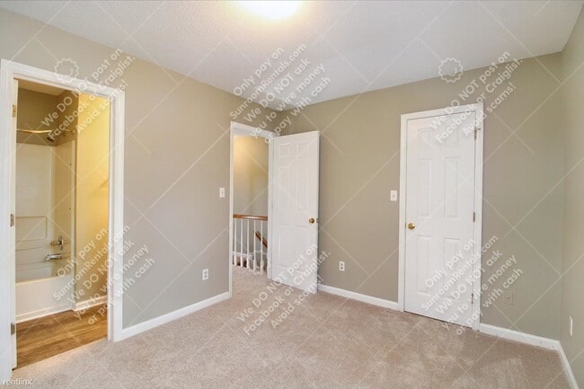 Building Photo - 2 br, 2.5 bath Townhome - 1442 Barton Pl Dr