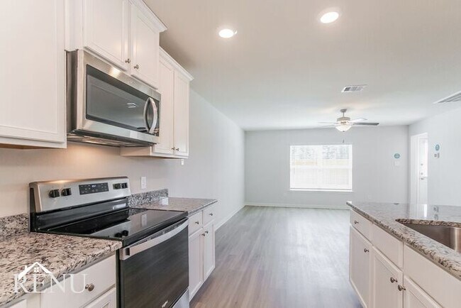 Building Photo - 10479 Red Cardinal Dr