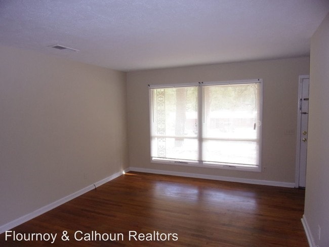 Building Photo - 4570 Old Cusseta Rd