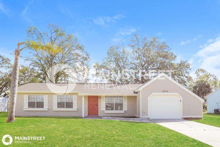 Primary Photo - 3850 Pan American Blvd, North Port, FL 34287