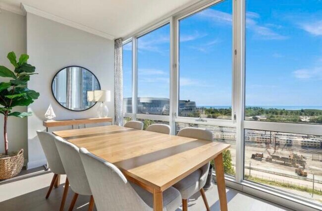 Foto del edificio - 1629 S Prairie Ave