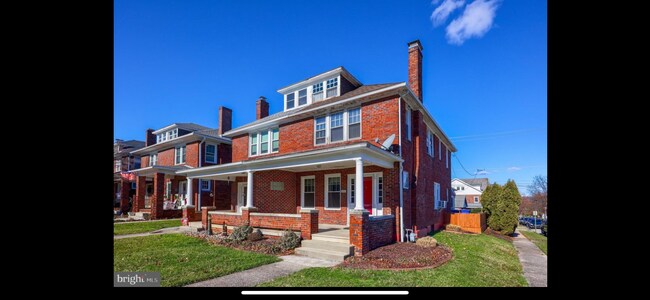 Foto del edificio - 1541 3rd Ave