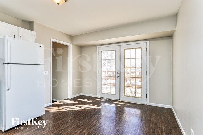 Building Photo - 2170 Flight Dr