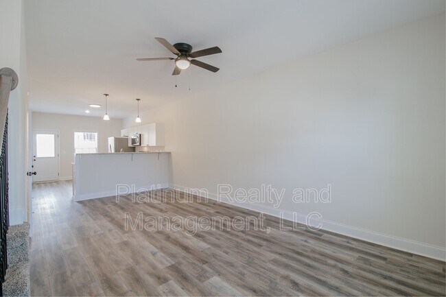 Foto del edificio - 550 Peachers Mill Rd
