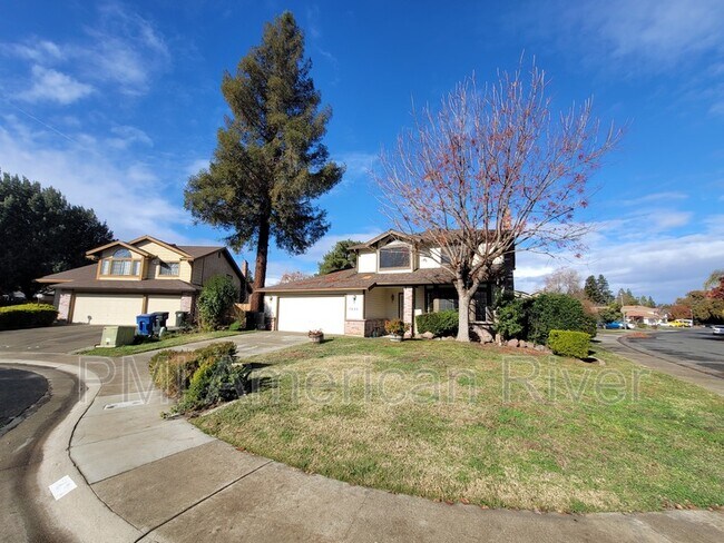 Building Photo - 7432 Rio Mondego Dr