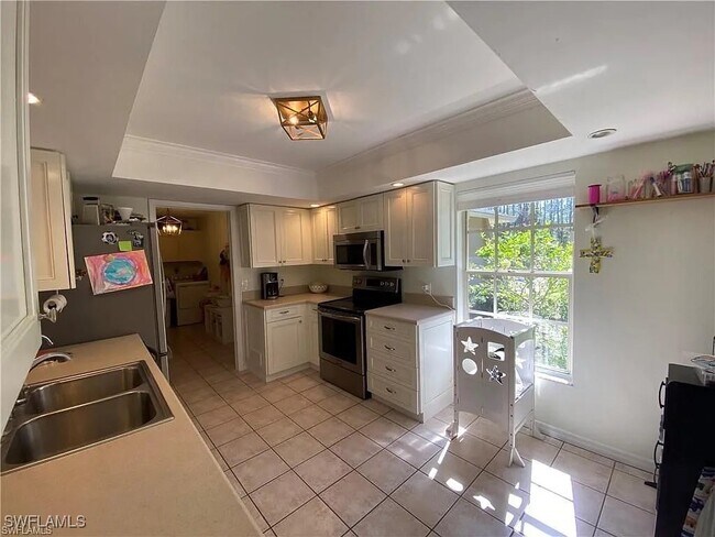 Building Photo - 5121 Teak Wood Dr
