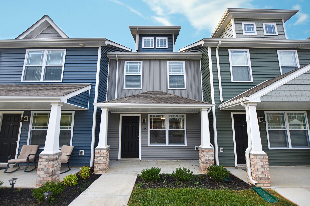 Foto principal - Pet Friendly Two Bedroom!