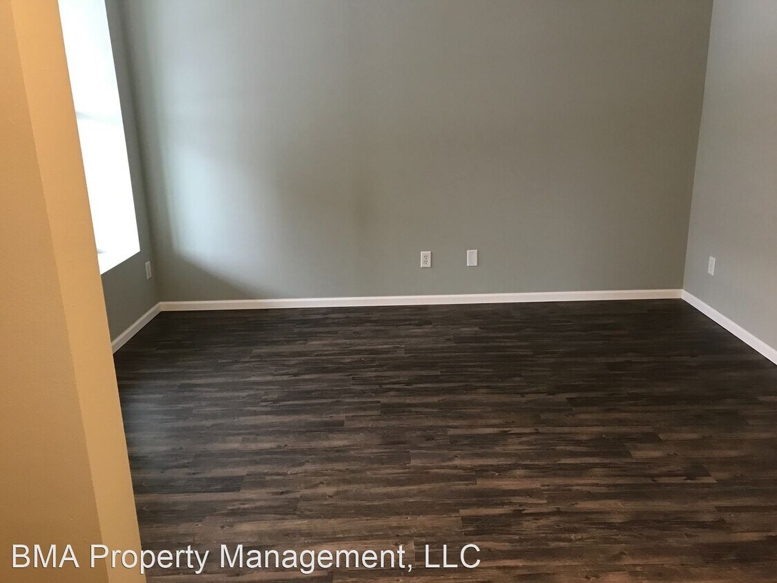 Foto principal - 318-322 4th St S