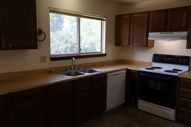 Foto del edificio - Hot Deal! $500 Move-In Bonus for Beautiful...
