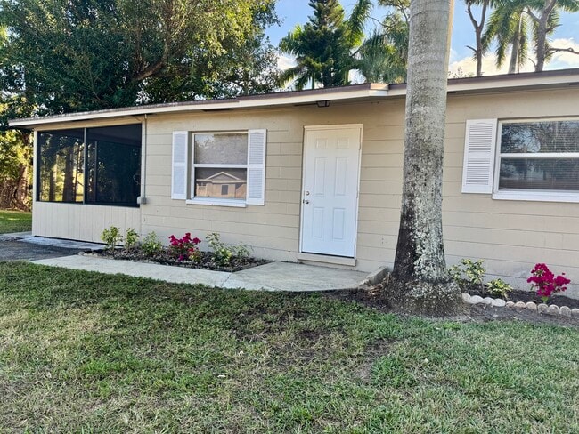 Building Photo - 77 2nd St