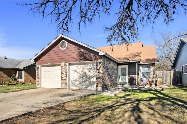 Foto del edificio - 2614 Howellwood Wy