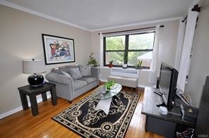 Foto principal - 93 Rockledge Rd