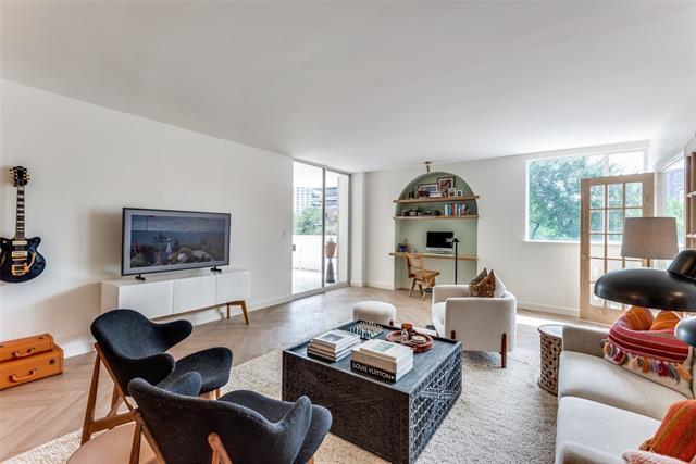 Building Photo - 3701 Turtle Creek Blvd
