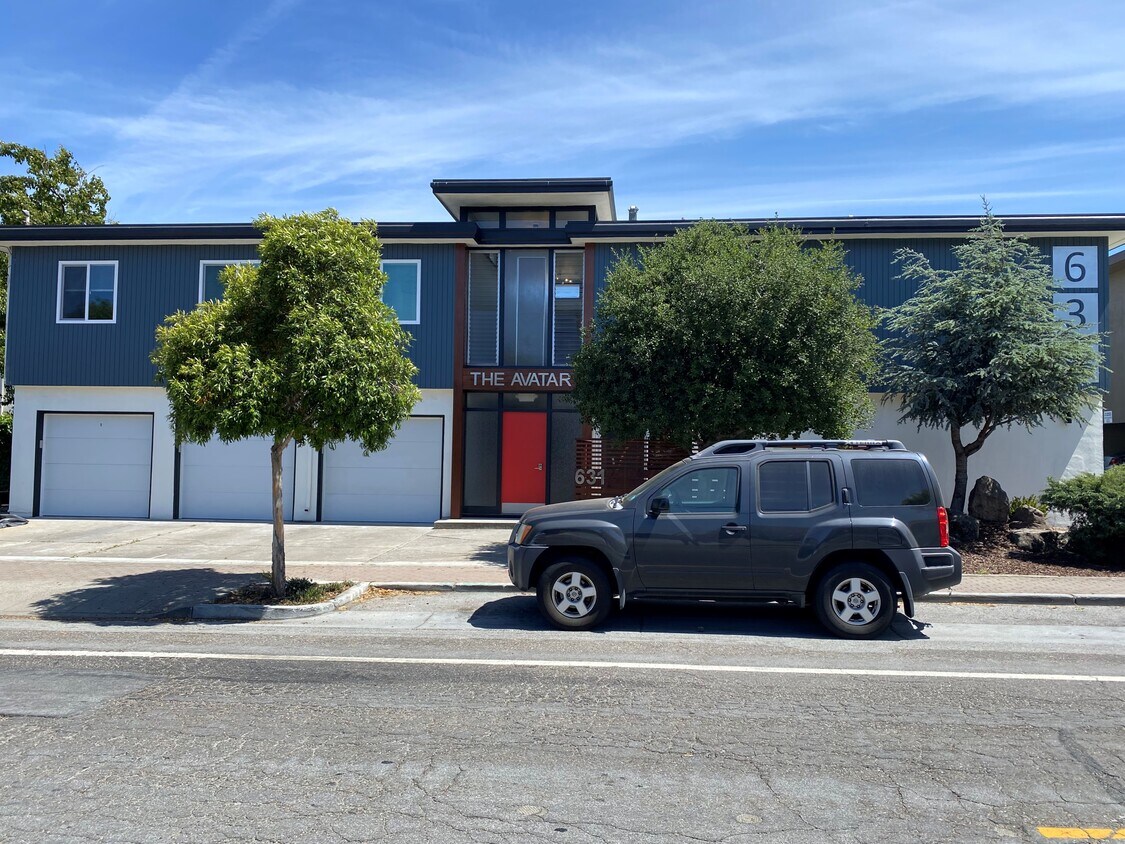 Foto principal - 631 Masonic Way