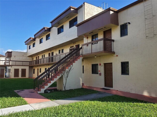 Building Photo - 3 br, 2 bath House - 1151 SW 105th Ave Apt...