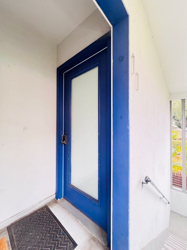 Foto del edificio - 5525 Harold Way