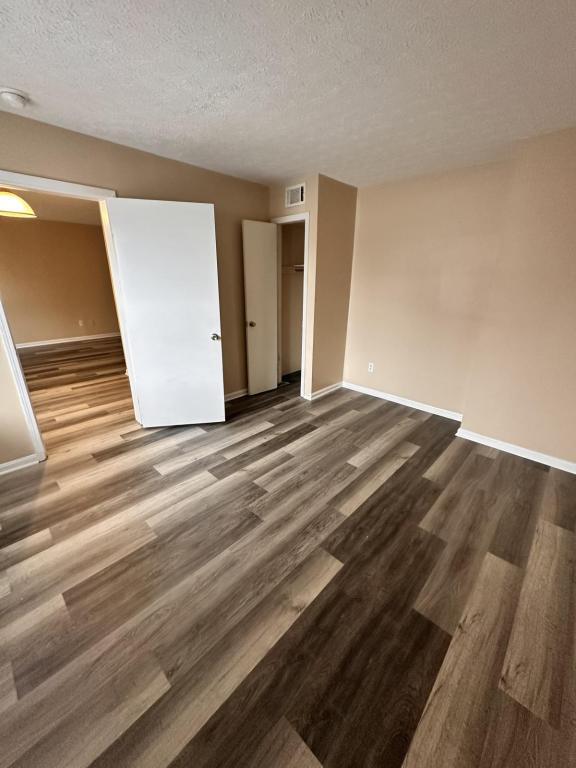 Foto del edificio - 3422 Shagbark Rd