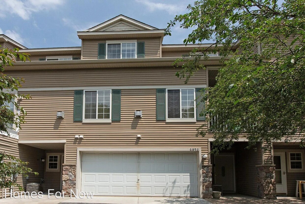 Primary Photo - 2 br, 2 bath House - 6893 Pine Crest Trail S
