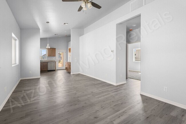 Foto del edificio - NEW CONSTRUCTION HOME