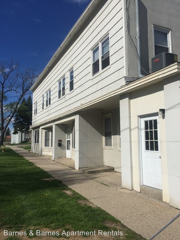 Primary Photo - 400 Perrin St