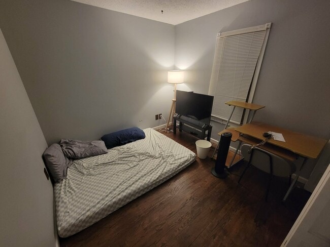 Foto del edificio - 6007 Belle Isle Ln