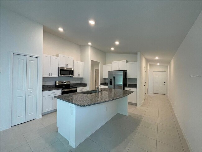 Building Photo - 36544 Smithfield Ln