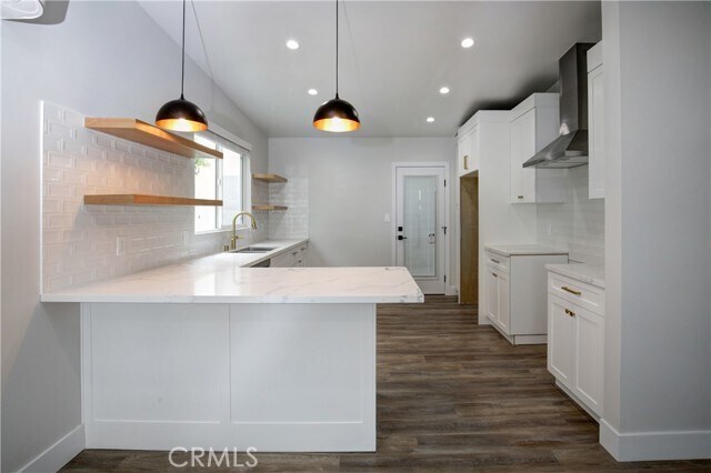Foto del edificio - 11248 Woodruff Ave