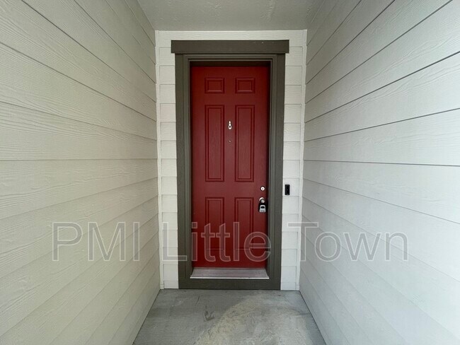 Foto del edificio - 1495 Castle Creek Cir