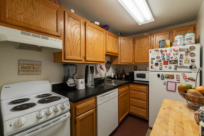 Foto del edificio - 1906 T St NW