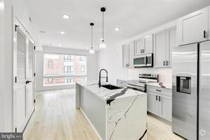 Building Photo - 2054 N 2nd St